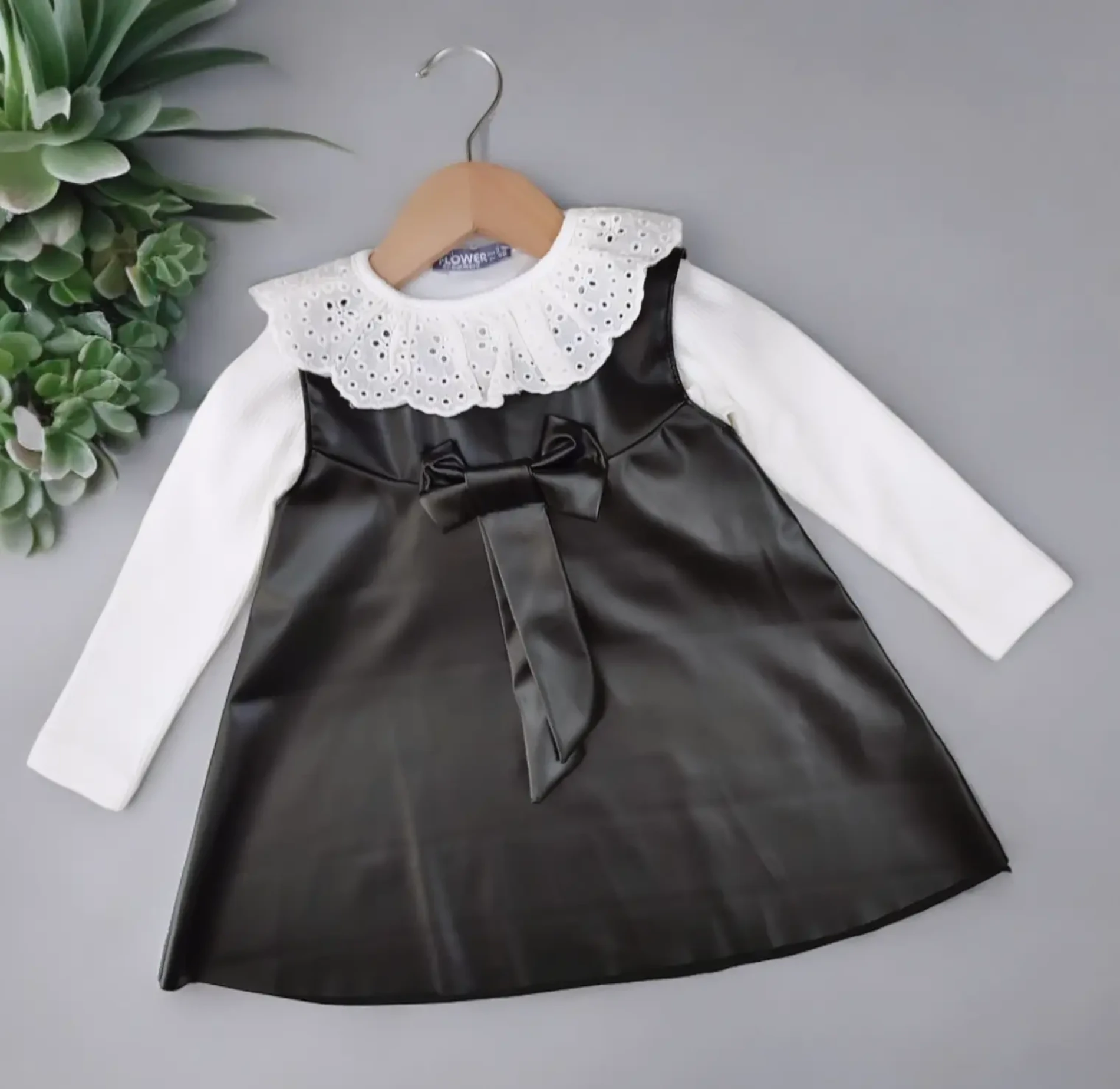 Bebek 2-6 yaş Deri Fisto Yaka Fiyonklu Uzun Kol Body Li Elbise 
